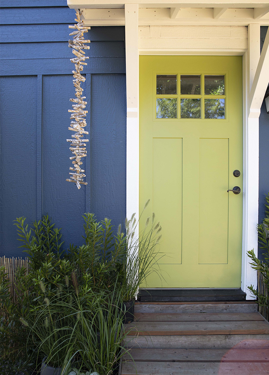 7 of Our Favorite Colors for Front Doors